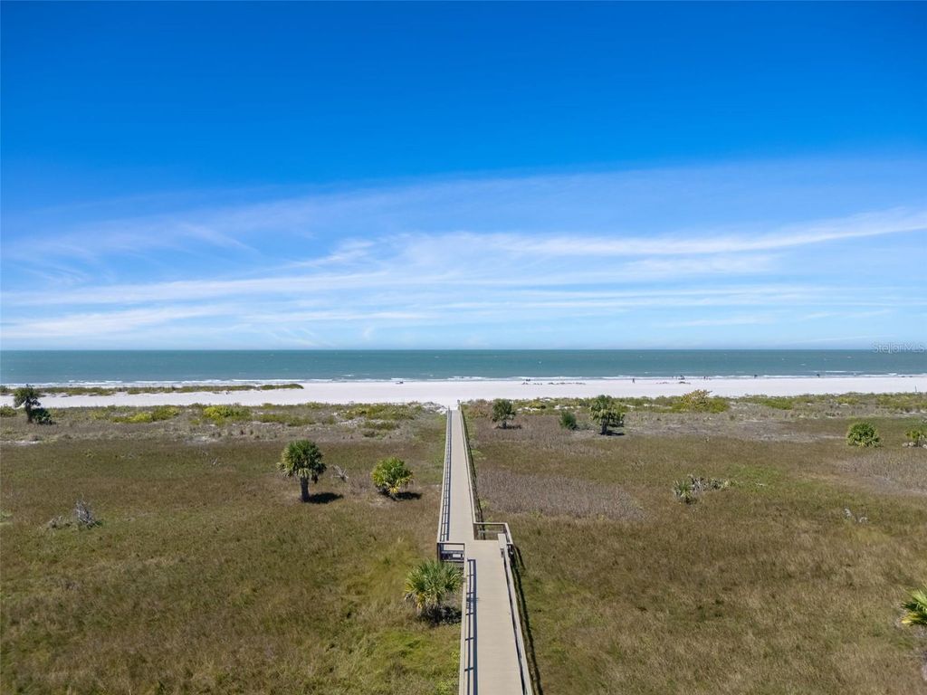 Image 53 of property listing at 1230 GULF BOULEVARD 303, Clearwater Beach, FL 33767