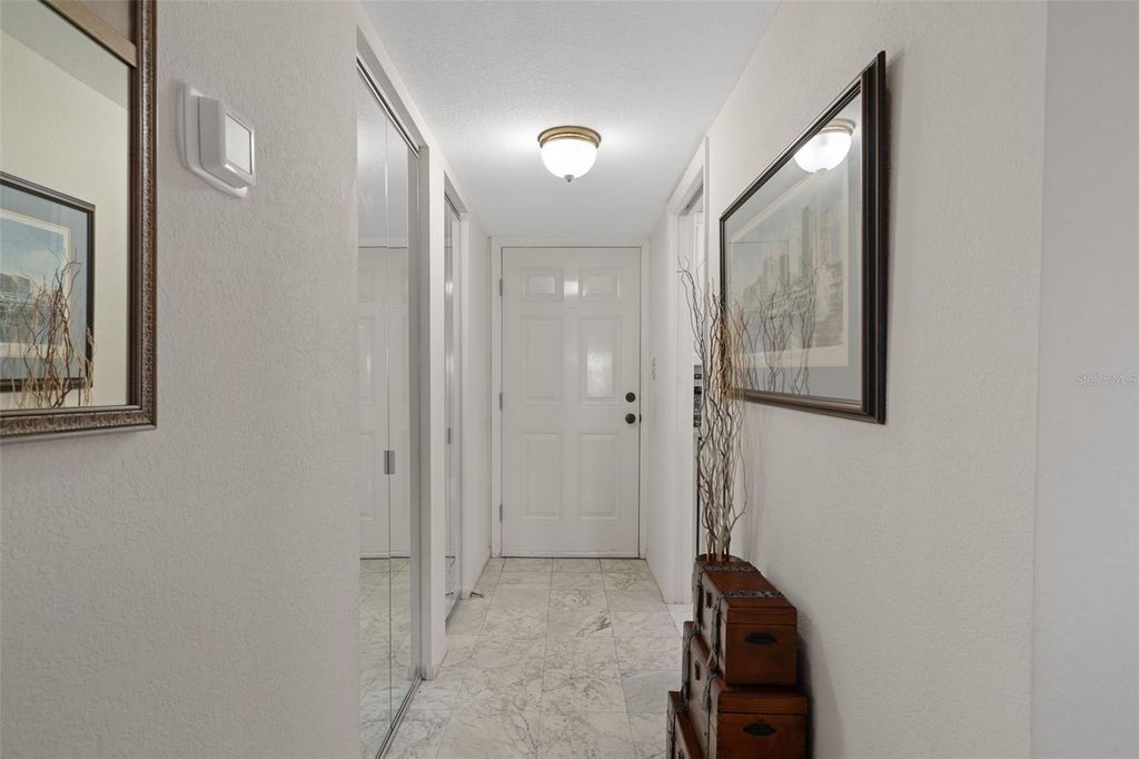 Image 10 of property listing at 1230 GULF BOULEVARD 303, Clearwater Beach, FL 33767