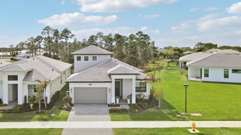 7030 SE HAVEN Lane, Stuart, FL 34997