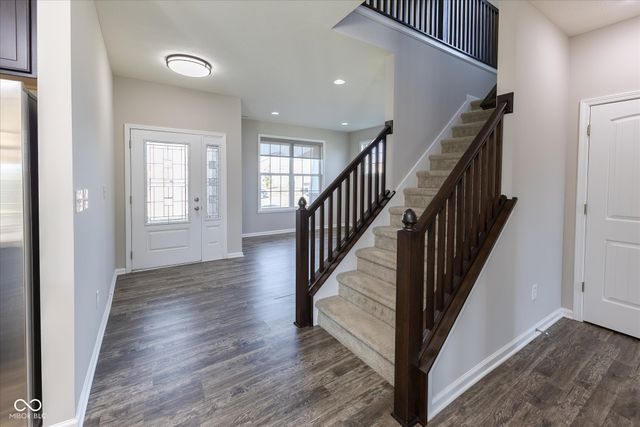 3924 Castle Hill Drive, Brownsburg, IN 46112