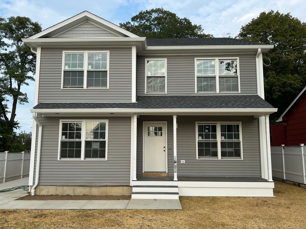 72 Herald Avenue, Bridgeport, CT 06606