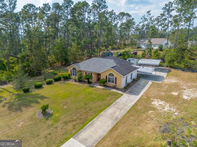 301 Ridge Lane, Douglas, GA 31533