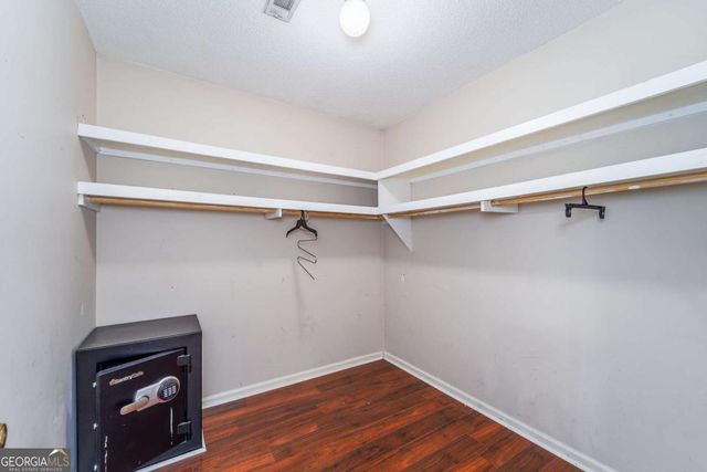 301 Ridge Lane, Douglas, GA 31533