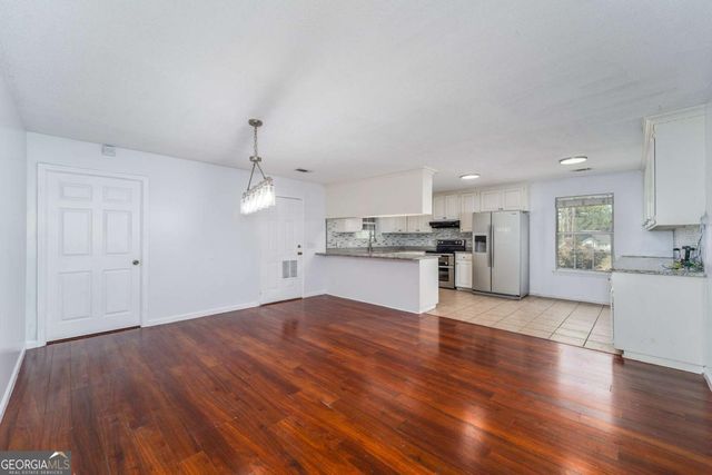 301 Ridge Lane, Douglas, GA 31533