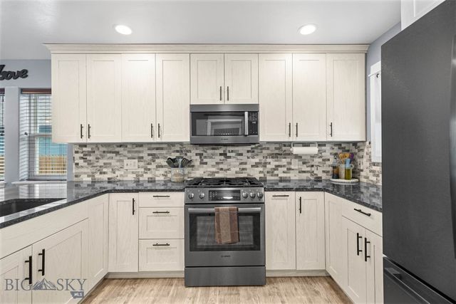 79 Woodman Drive, Belgrade, MT 59714