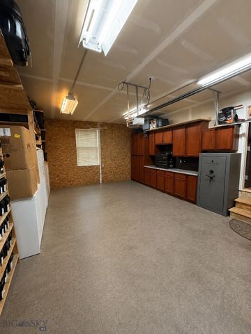 79 Woodman Drive, Belgrade, MT 59714