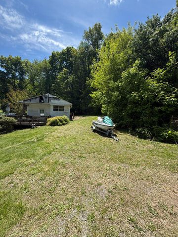 61 HAMMS ROCKY HILL, Front Royal, VA 22630
