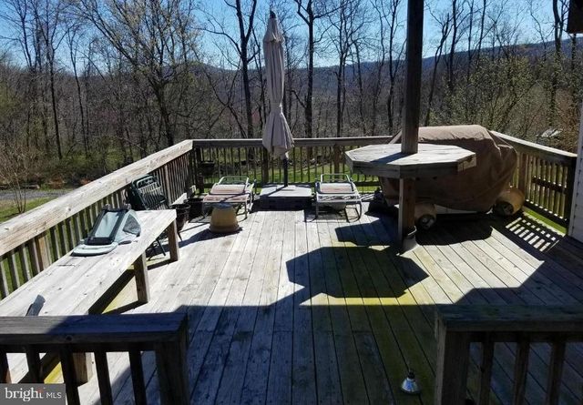 61 HAMMS ROCKY HILL, Front Royal, VA 22630