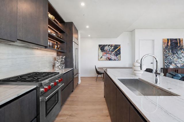610 Davis ST 2112, Austin, TX 78701