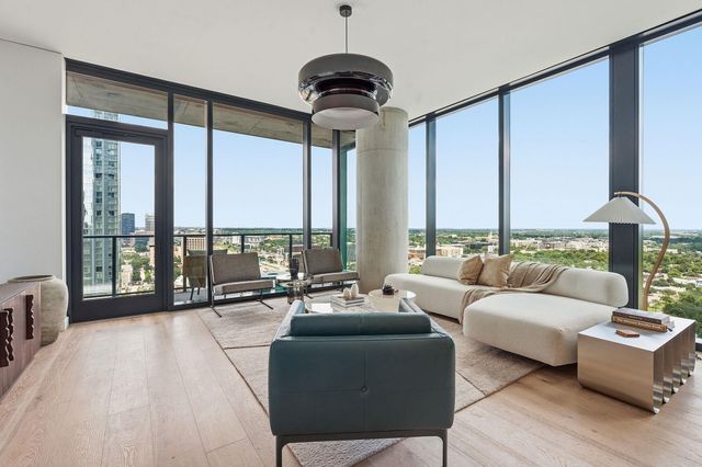 610 Davis ST 2112, Austin, TX 78701