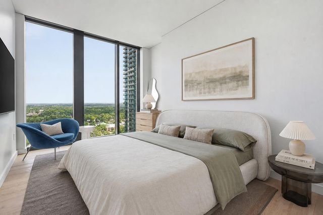 610 Davis ST 2112, Austin, TX 78701