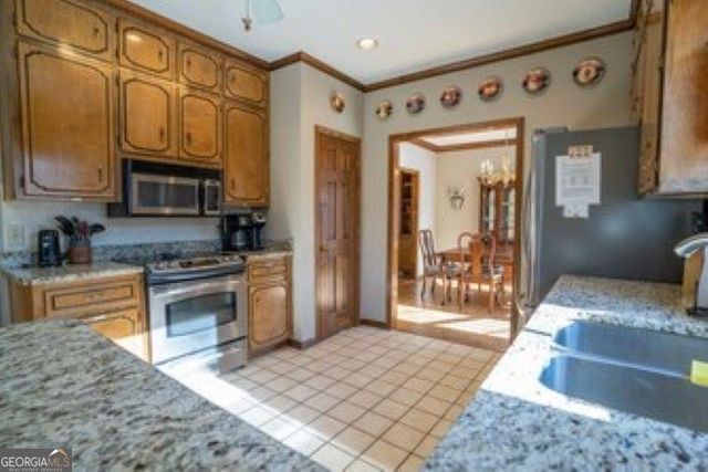 138 Winding River Road, Eatonton, GA 31024