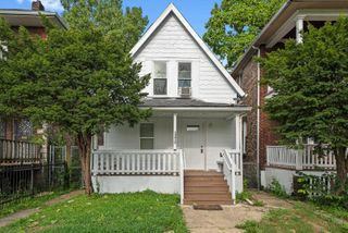 15612 LOOMIS Avenue, Harvey, IL 60426