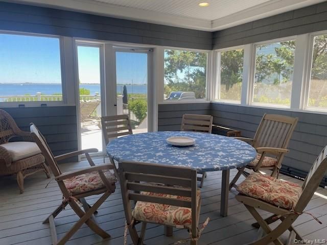 21 Bayside Avenue, East Quogue, NY 11942