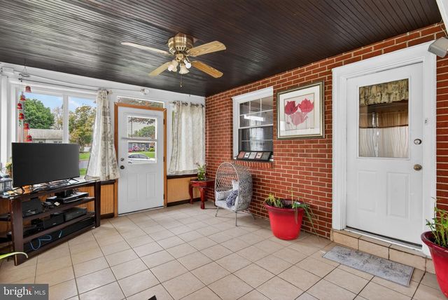 1105 CENTRAL AVE, Columbia, PA 17512