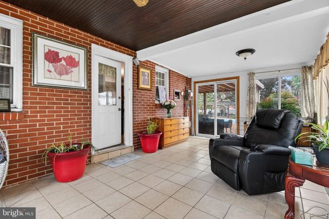 1105 CENTRAL AVE, Columbia, PA 17512