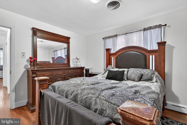1105 CENTRAL AVE, Columbia, PA 17512