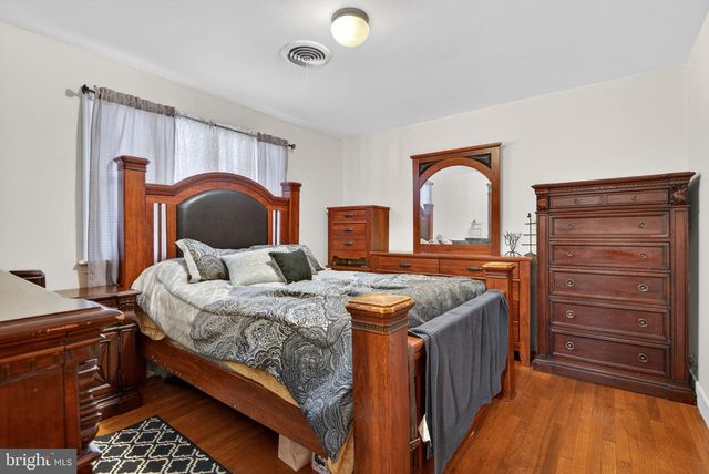 1105 CENTRAL AVE, Columbia, PA 17512