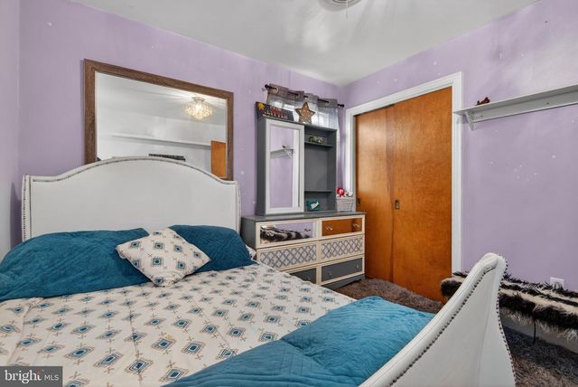 1105 CENTRAL AVE, Columbia, PA 17512