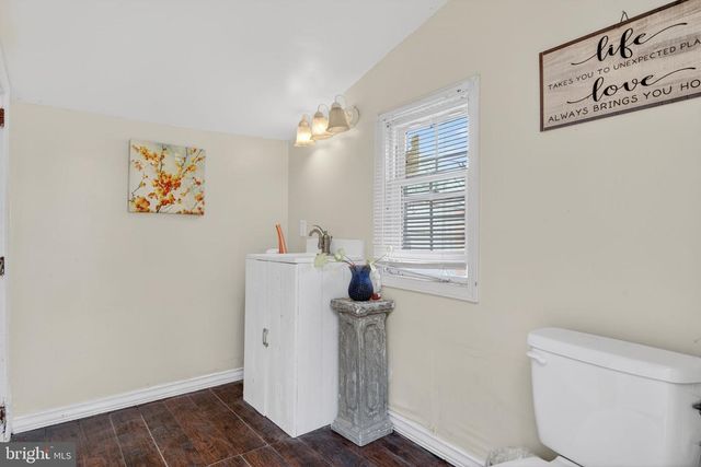 1105 CENTRAL AVE, Columbia, PA 17512