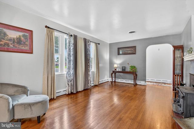 1105 CENTRAL AVE, Columbia, PA 17512