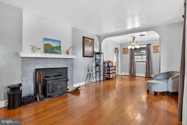 1105 CENTRAL AVE, Columbia, PA 17512
