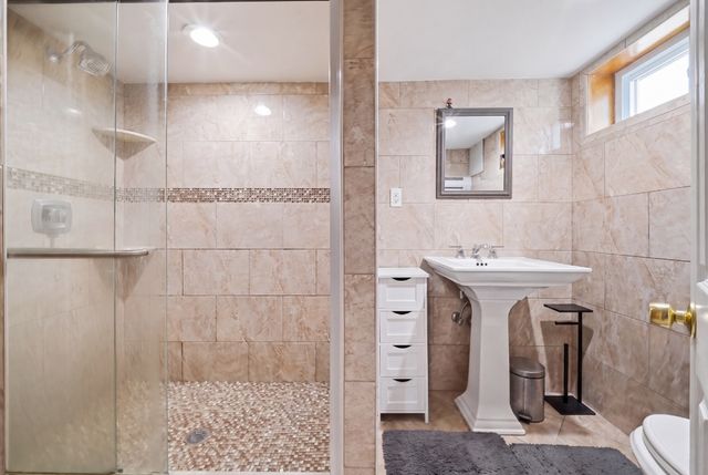 87-77 254th Street, New York City, NY 11426