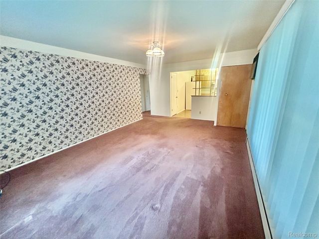 1005 N Jackson Street, Lapeer, MI 48446