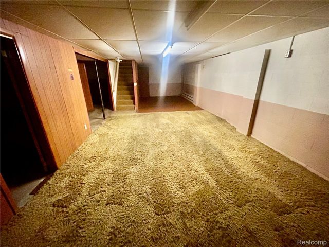 1005 N Jackson Street, Lapeer, MI 48446