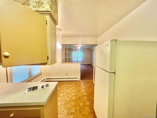 1005 N Jackson Street, Lapeer, MI 48446