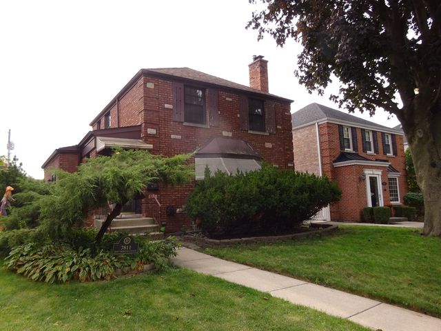 7811 W Thorndale Avenue, Chicago, IL 60631