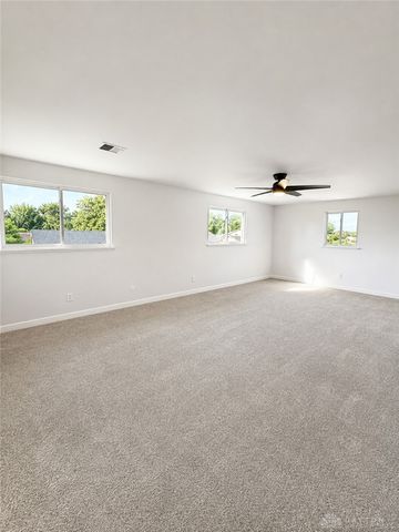 6811 Locustview Drive, Dayton, OH 45424