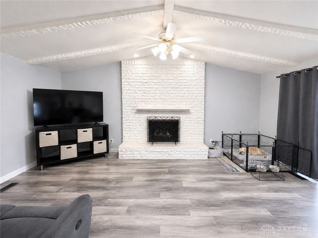 6811 Locustview Drive, Dayton, OH 45424