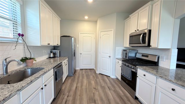 2100 Penaflor Drive, Anna, TX 75409