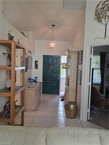 10931 Helm CT, Naples, FL 34109