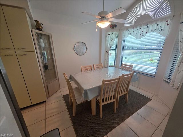 10931 Helm CT, Naples, FL 34109