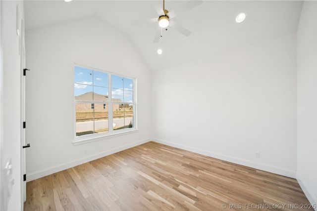 9722 E 132nd Street, Bixby, OK 74008