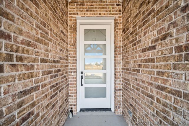 9722 E 132nd Street, Bixby, OK 74008