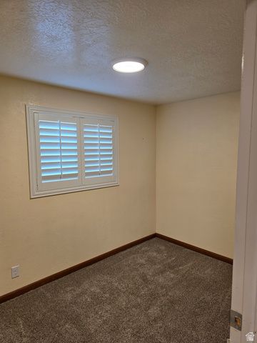 2872 W 5000 S, Roy, UT 84067