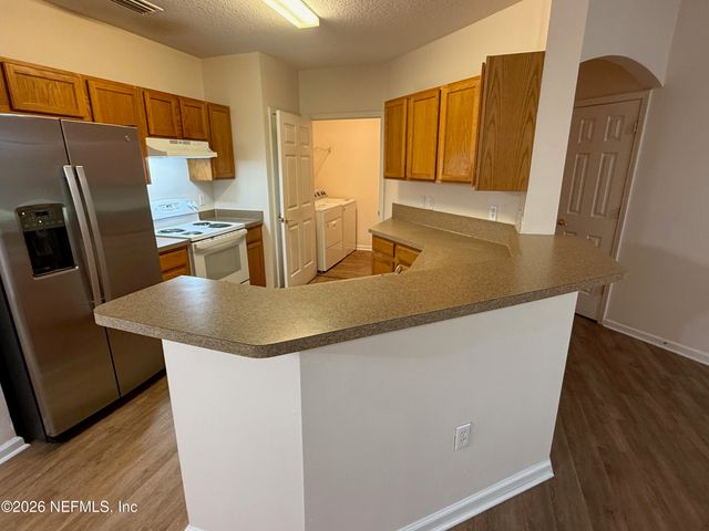785 OAKLEAF PLANTATION Parkway 123, Orange Park, FL 32065