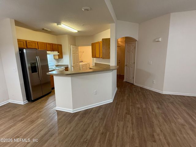 785 OAKLEAF PLANTATION Parkway 123, Orange Park, FL 32065