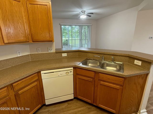 785 OAKLEAF PLANTATION Parkway 123, Orange Park, FL 32065