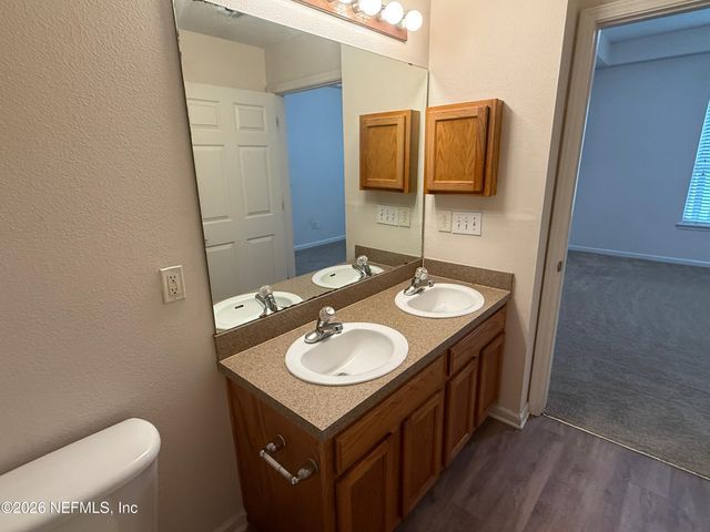 785 OAKLEAF PLANTATION Parkway 123, Orange Park, FL 32065