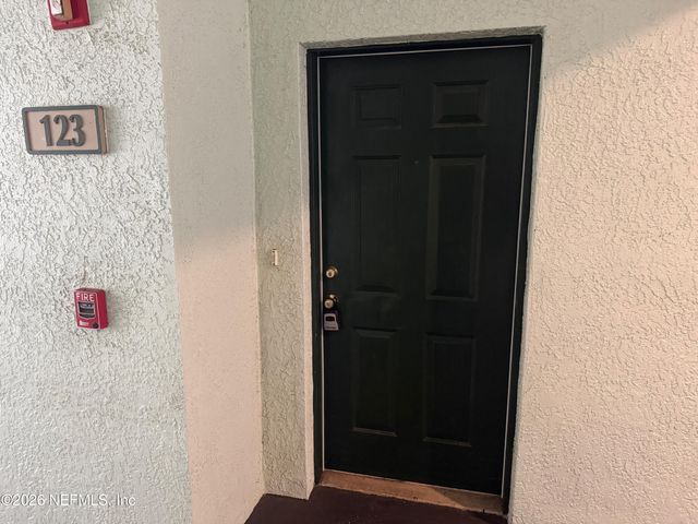 785 OAKLEAF PLANTATION Parkway 123, Orange Park, FL 32065