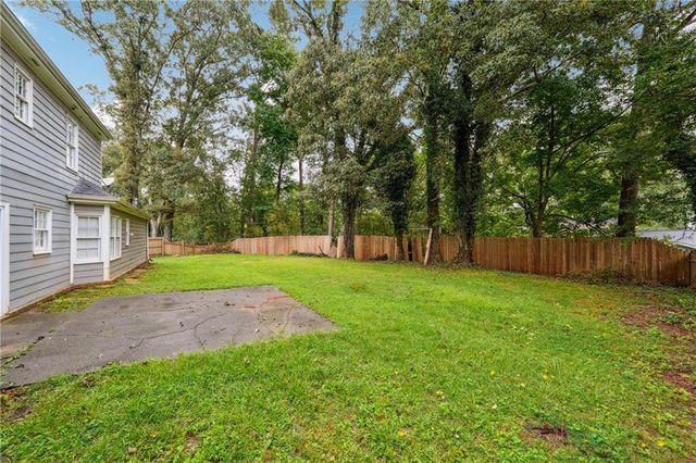 1416 Manchester Court SW, Lilburn, GA 30047