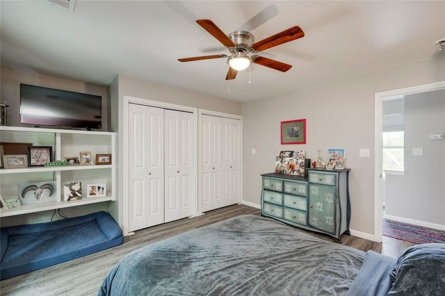 719 Birch LN, Cottonwood Shores, TX 78657