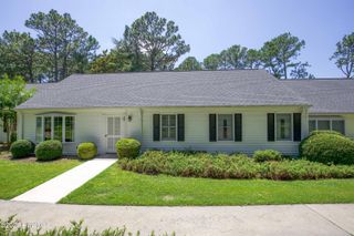 33 Village Green Circle, Southern Pines, NC 28387
