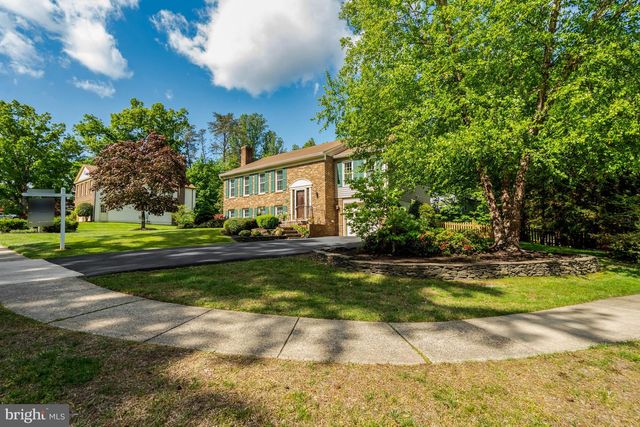 7604 BERTITO LN, Springfield, VA 22153