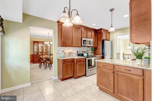 7604 BERTITO LN, Springfield, VA 22153