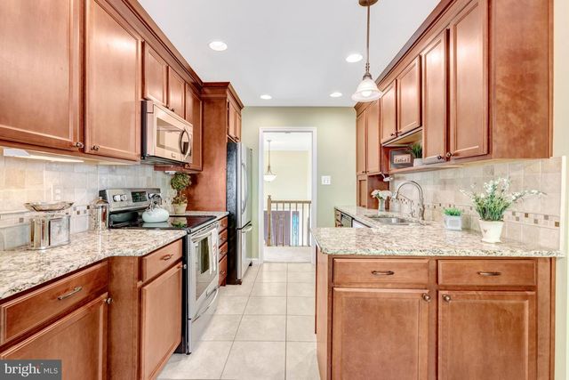 7604 BERTITO LN, Springfield, VA 22153